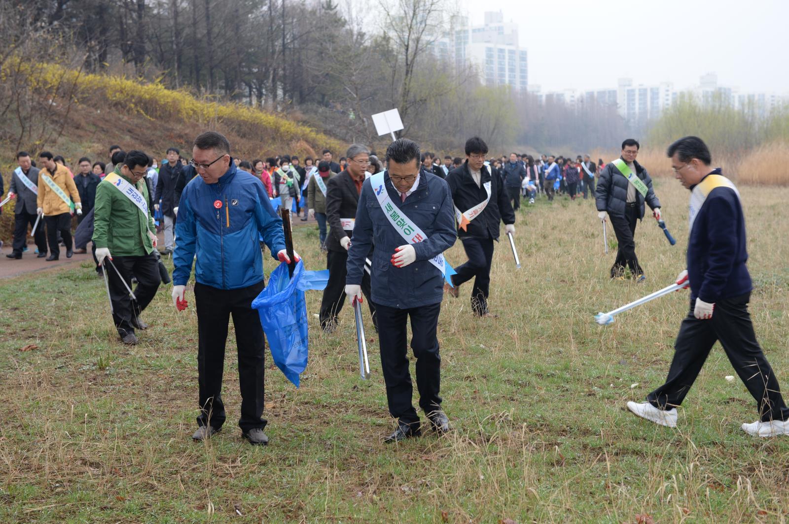 연수구‘2015년 새봄맞이 범시민 클린업 데이(Clean-Up Day)’개최의 1번째 이미지