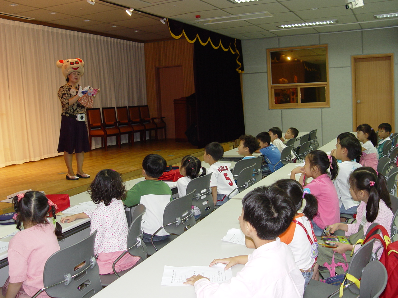 2005년도 하반기 평생학습 프로그램  저요! 저요! 동화 구연 개강이미지