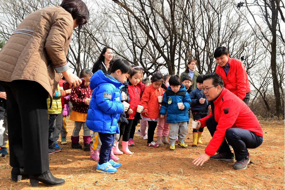 보리밟기 체험 행사의 3번째 이미지