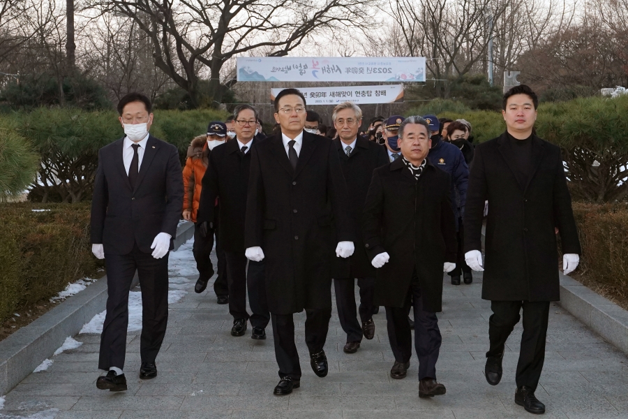 2023년 새해맞이 현충탑 참배의 2번째 이미지