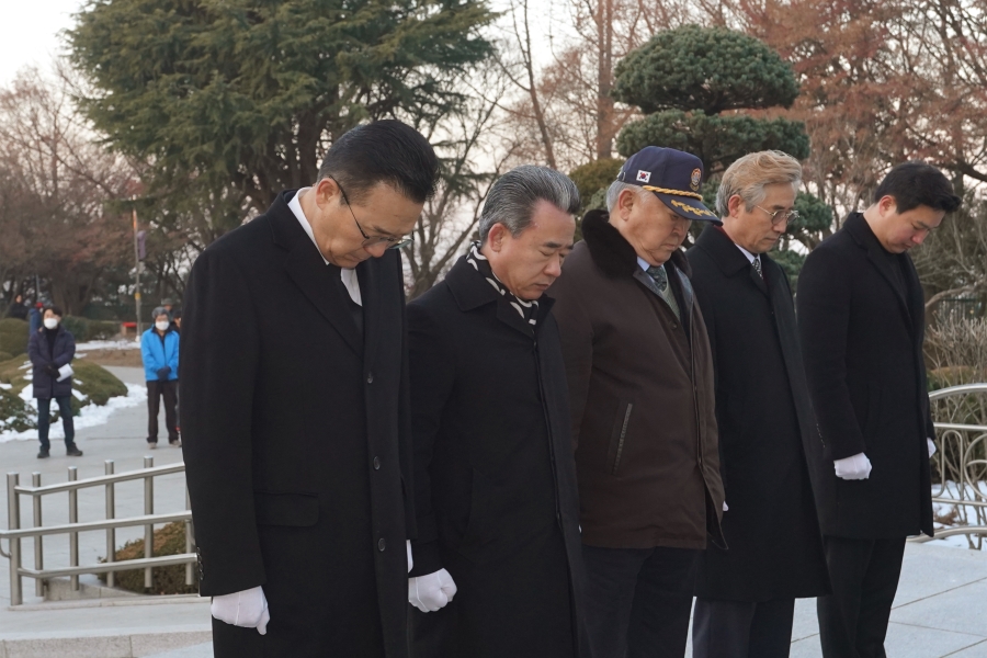 2023년 새해맞이 현충탑 참배의 7번째 이미지
