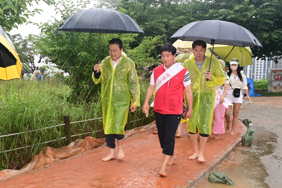 봉재산 황톳길 걷기의 6번째 이미지