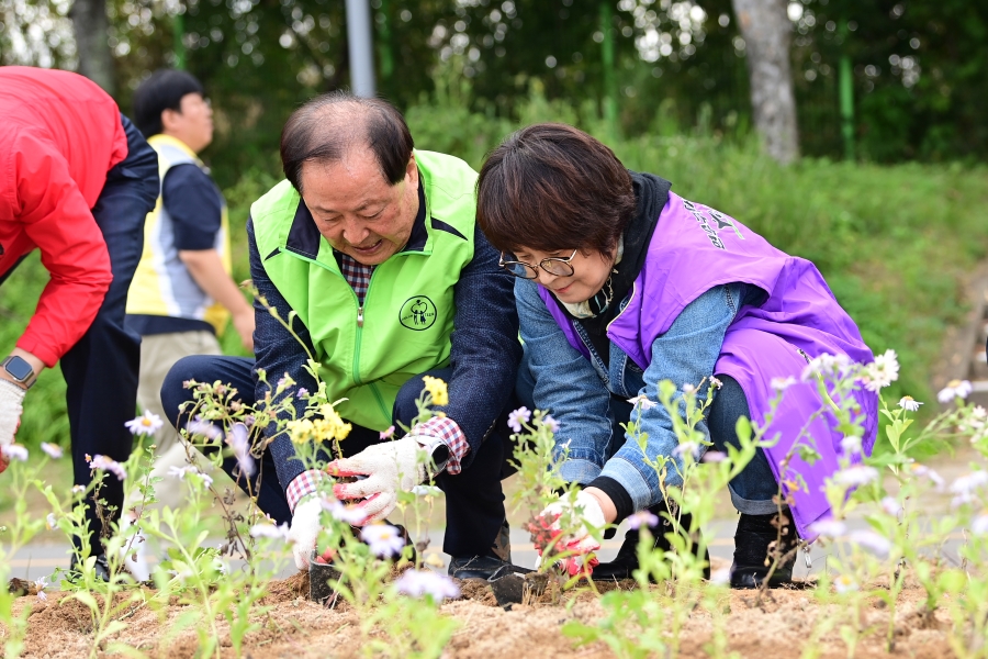 연수구자원봉사센터 하천에 활력을 불어넣다 행사의 6번째 이미지