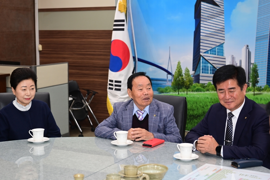 농촌지도자회 쌀 기탁식의 4번째 이미지
