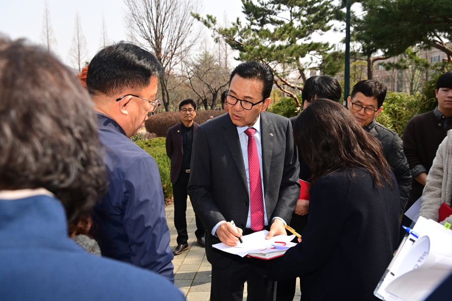 연두방문 건의사항 현장방문(용담근린공원 리모델링)의 2번째 이미지