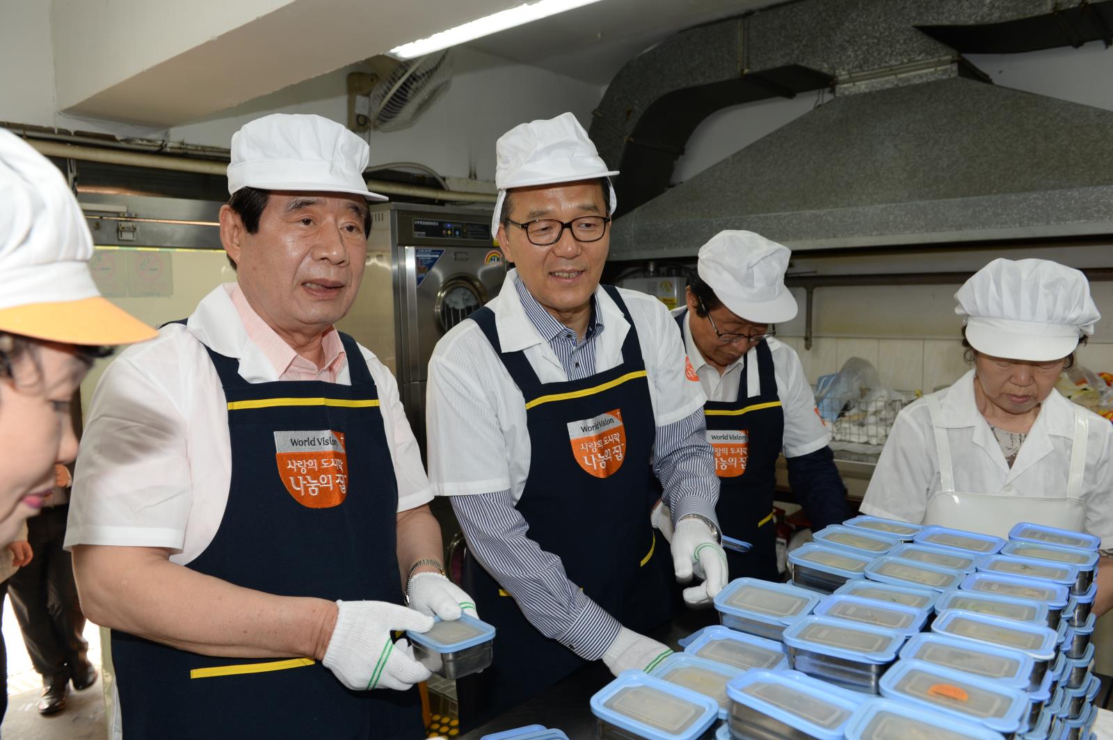 한광옥 국민대통합 위원회위원장 선학복지관방문의 1번째 이미지