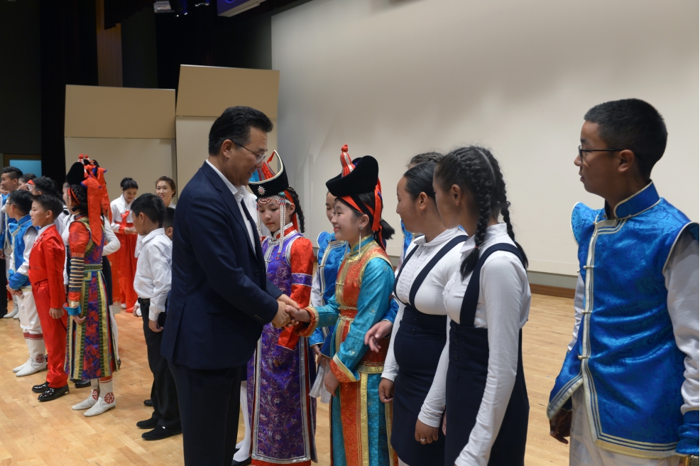 몽골 자매도시 교환학생 전통공연의 8번째 이미지