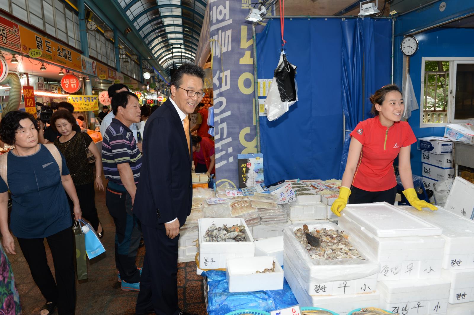 추석명절 전통시장 방문의 2번째 이미지