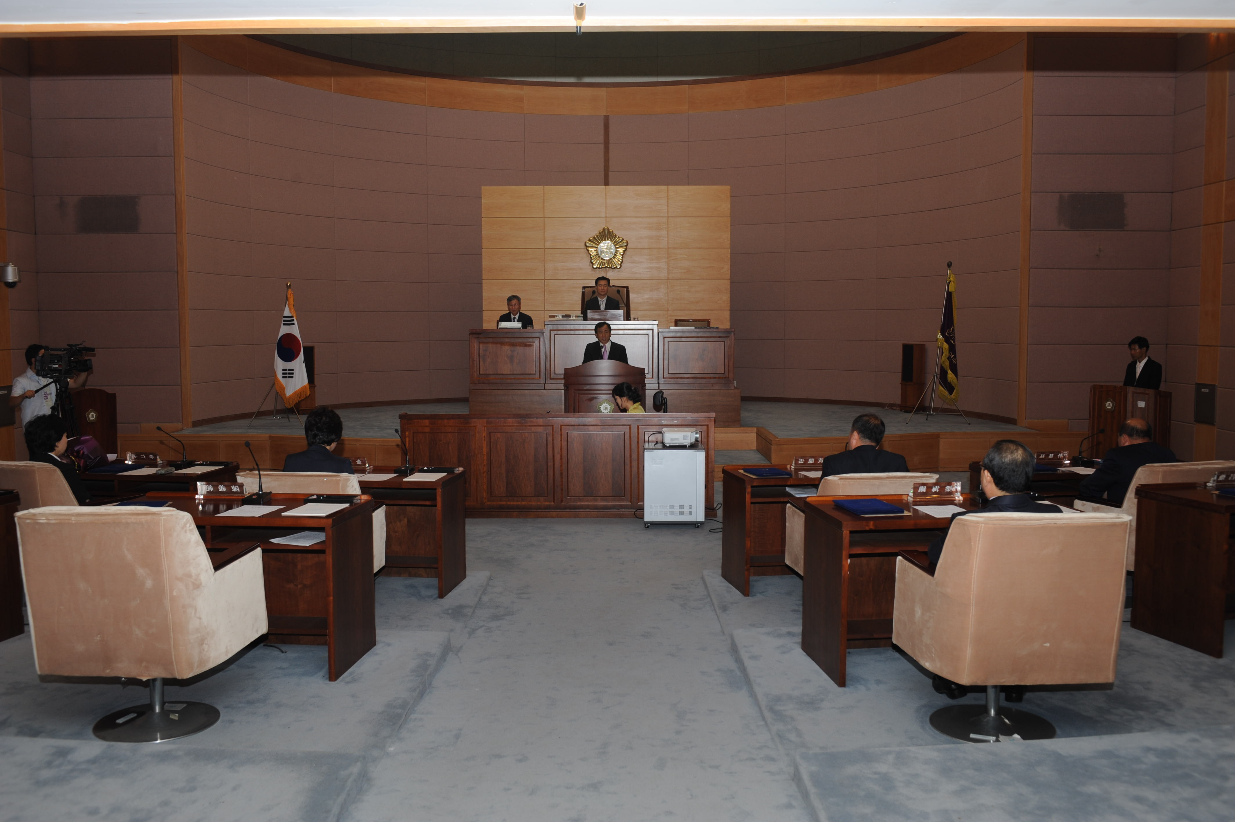 연수구의회 개원식에 참석의 2번째 이미지