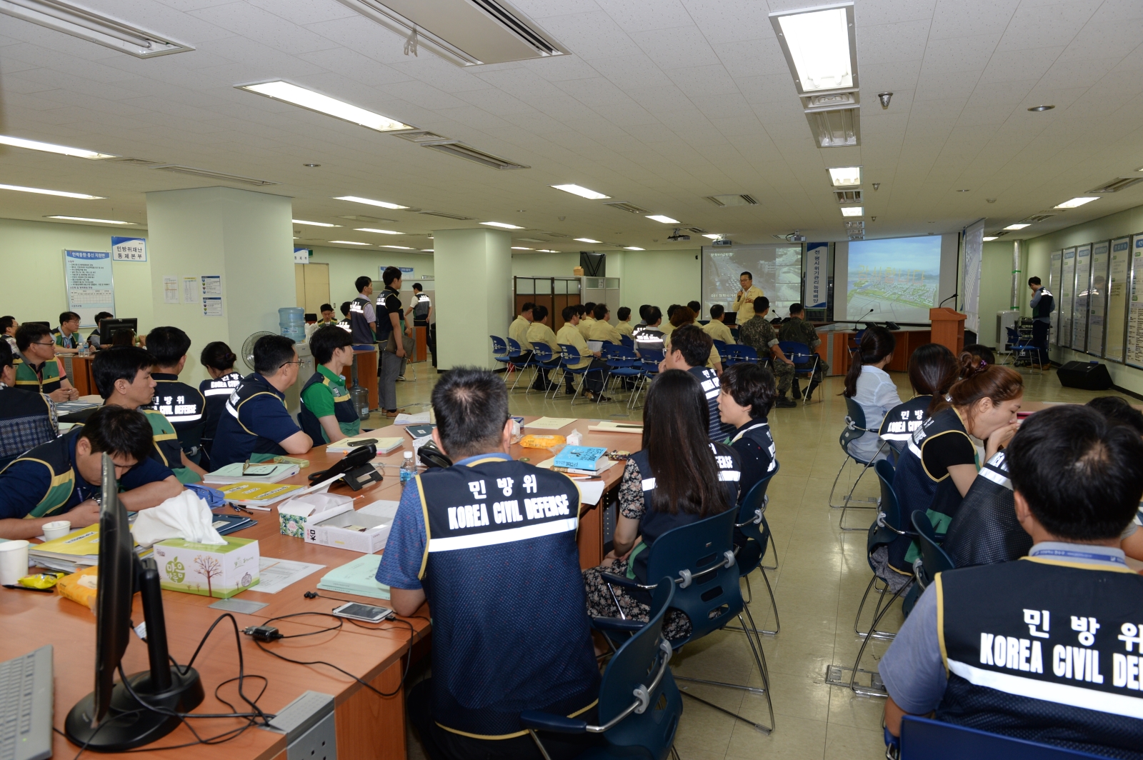 을지훈련 상황실 방문의 2번째 이미지