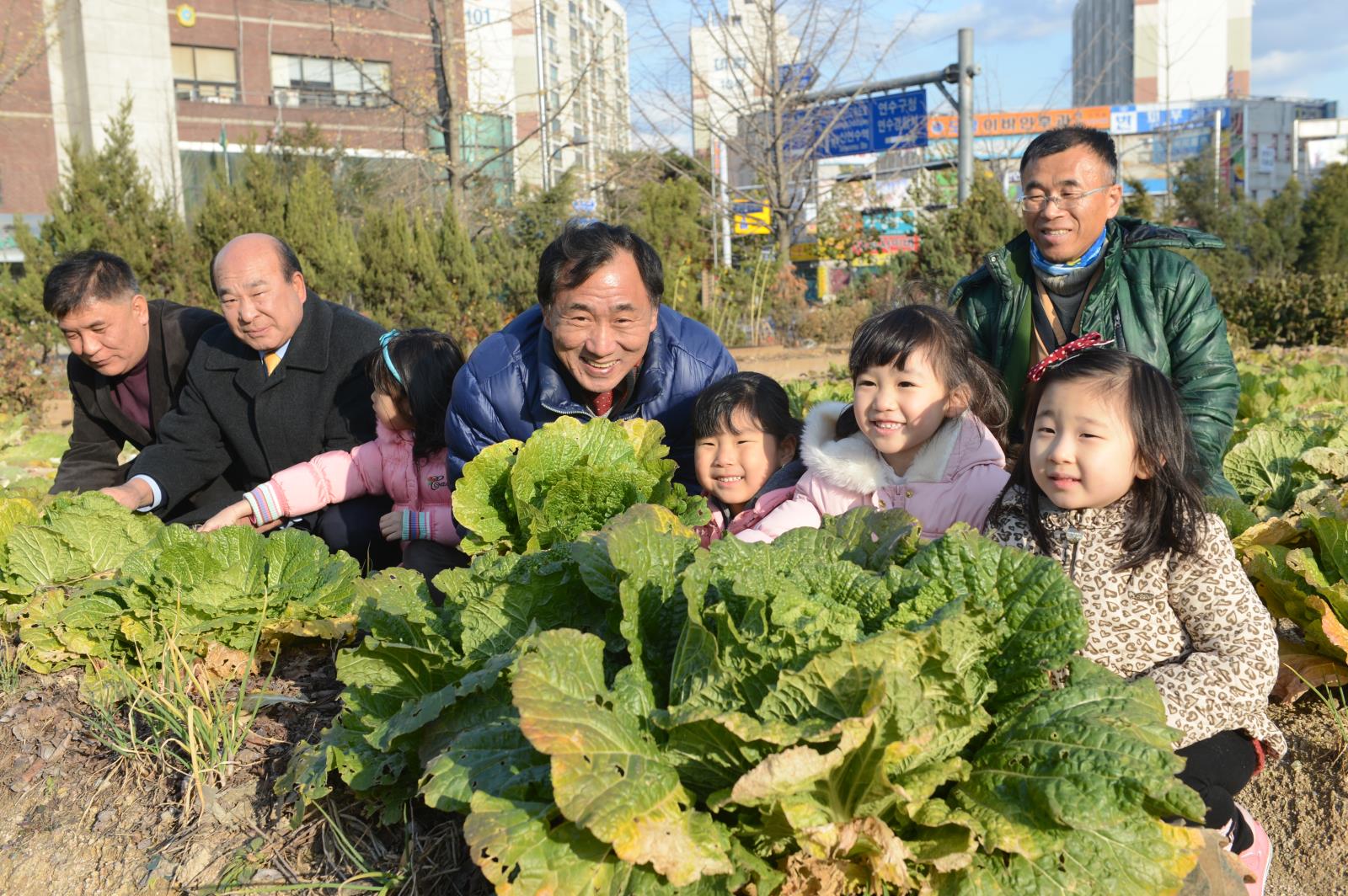 사랑나눔텃밭 수확제의 2번째 이미지