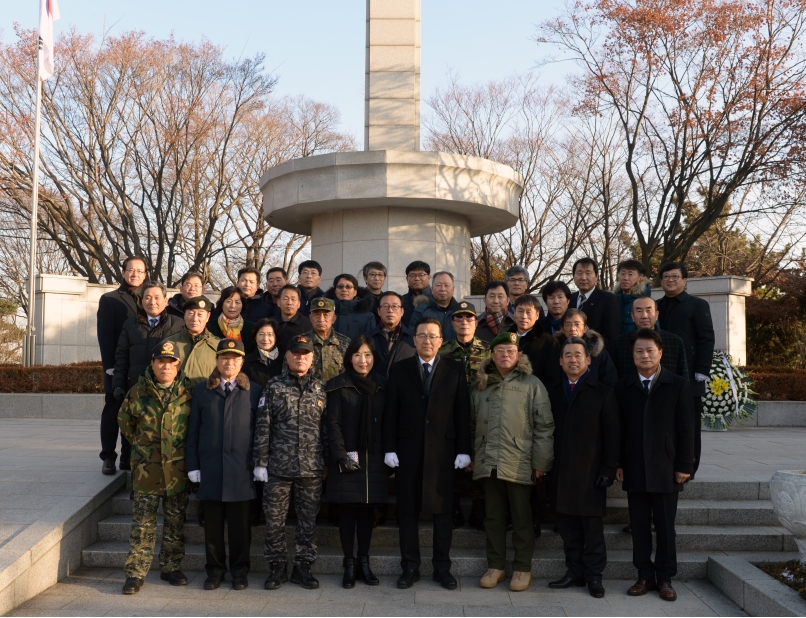 새해 현충탑 참배의 4번째 이미지