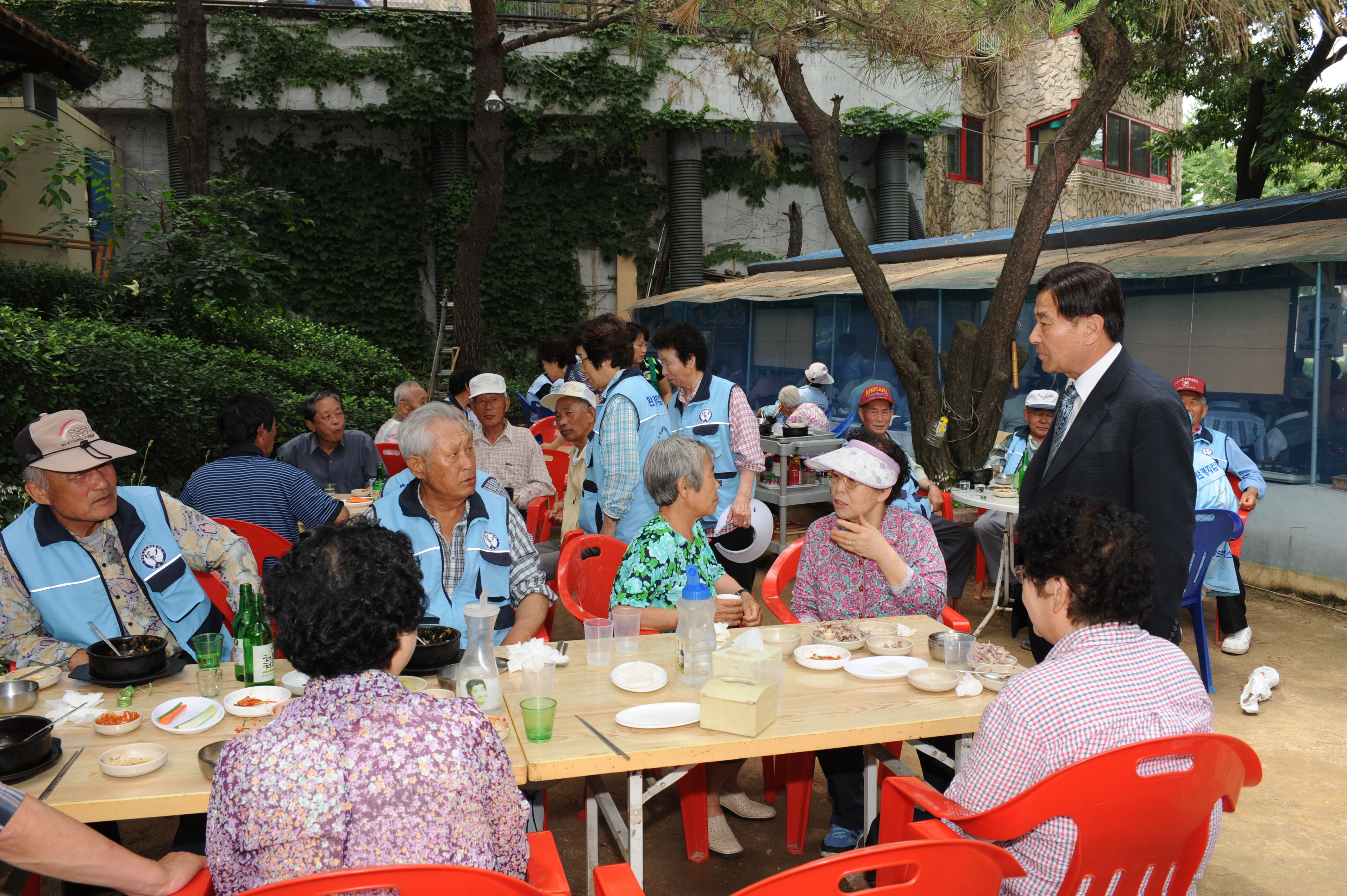 옥련1,2동 경로잔치참석의 1번째 이미지