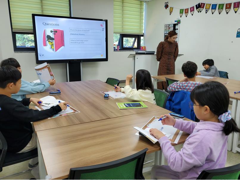 10월 토요북클럽①(10.28.오전)의 2번째 이미지