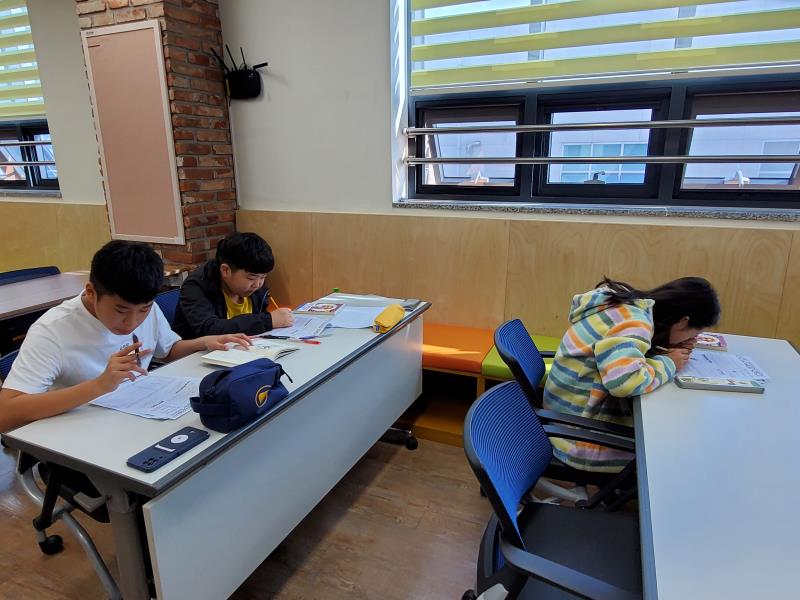 10월 토요북클럽①(10.28.오전)의 10번째 이미지