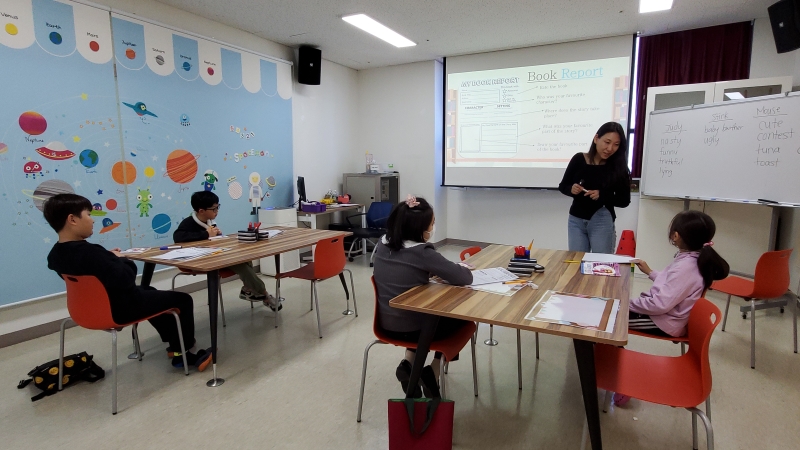 10월 토요북클럽①(10.28.오후)의 8번째 이미지