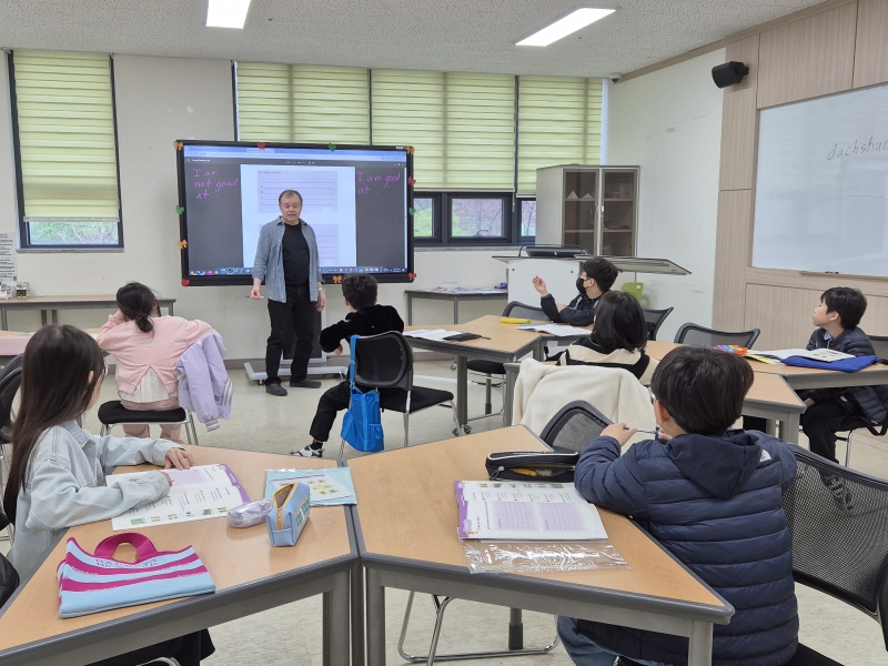 4월 토요북클럽(04.19.오전)의 3번째 이미지