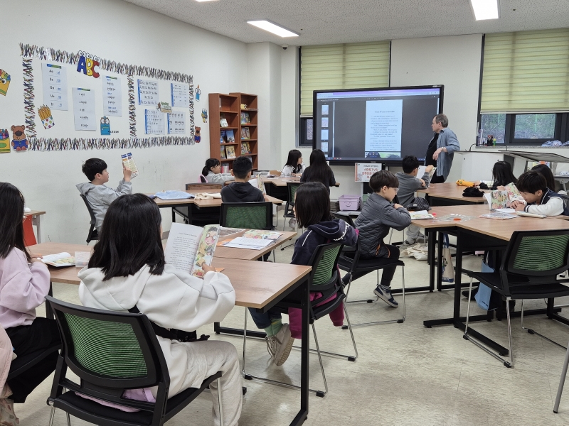 4월 토요북클럽(04.19.오후)의 4번째 이미지