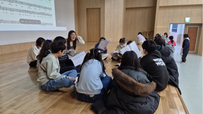 [특별] 채드윅과 함께하는 영어 뮤지컬(6차시_01.10.)의 6번째 이미지