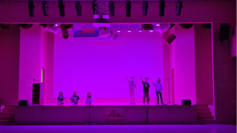 [특별] 채드윅과 함께하는 영어 뮤지컬(17차시_04.11.)의 8번째 이미지