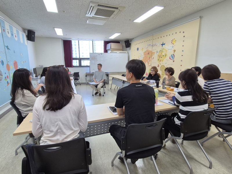 [성인반] 3학기 성인 영어회화(중급반)(9월)의 1번째 이미지