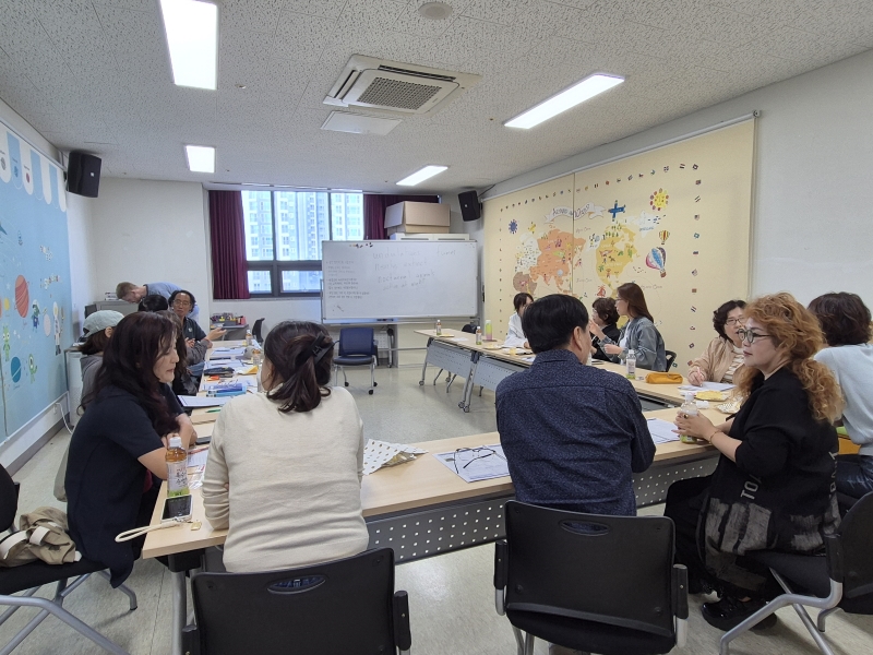 [성인반] 4학기 성인 영어회화(중급반)(10월)의 1번째 이미지