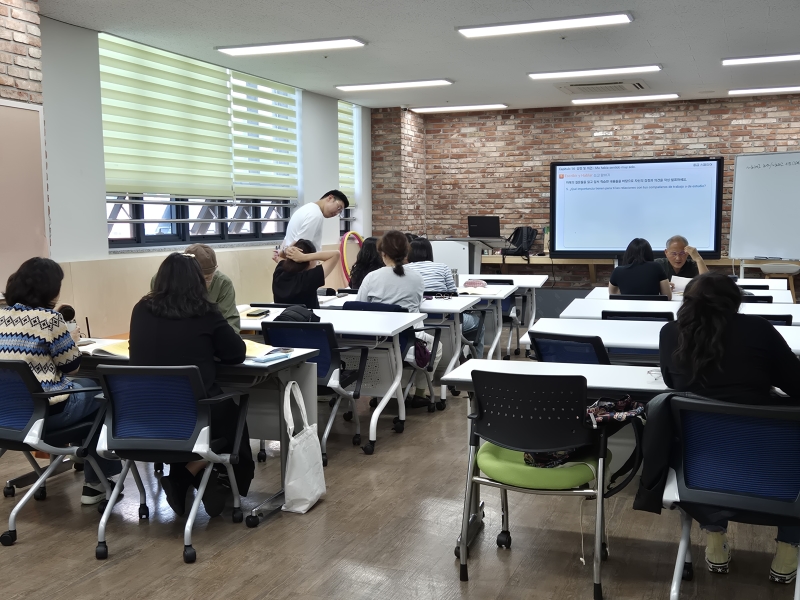 [성인반] 4학기 성인 스페인어 회화(중급반)(10월)의 2번째 이미지