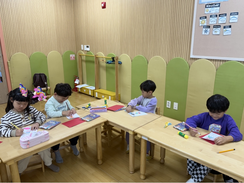 [방과후] 2025년 2학기 유치코스북 6세 수업사진(1차)의 6번째 이미지