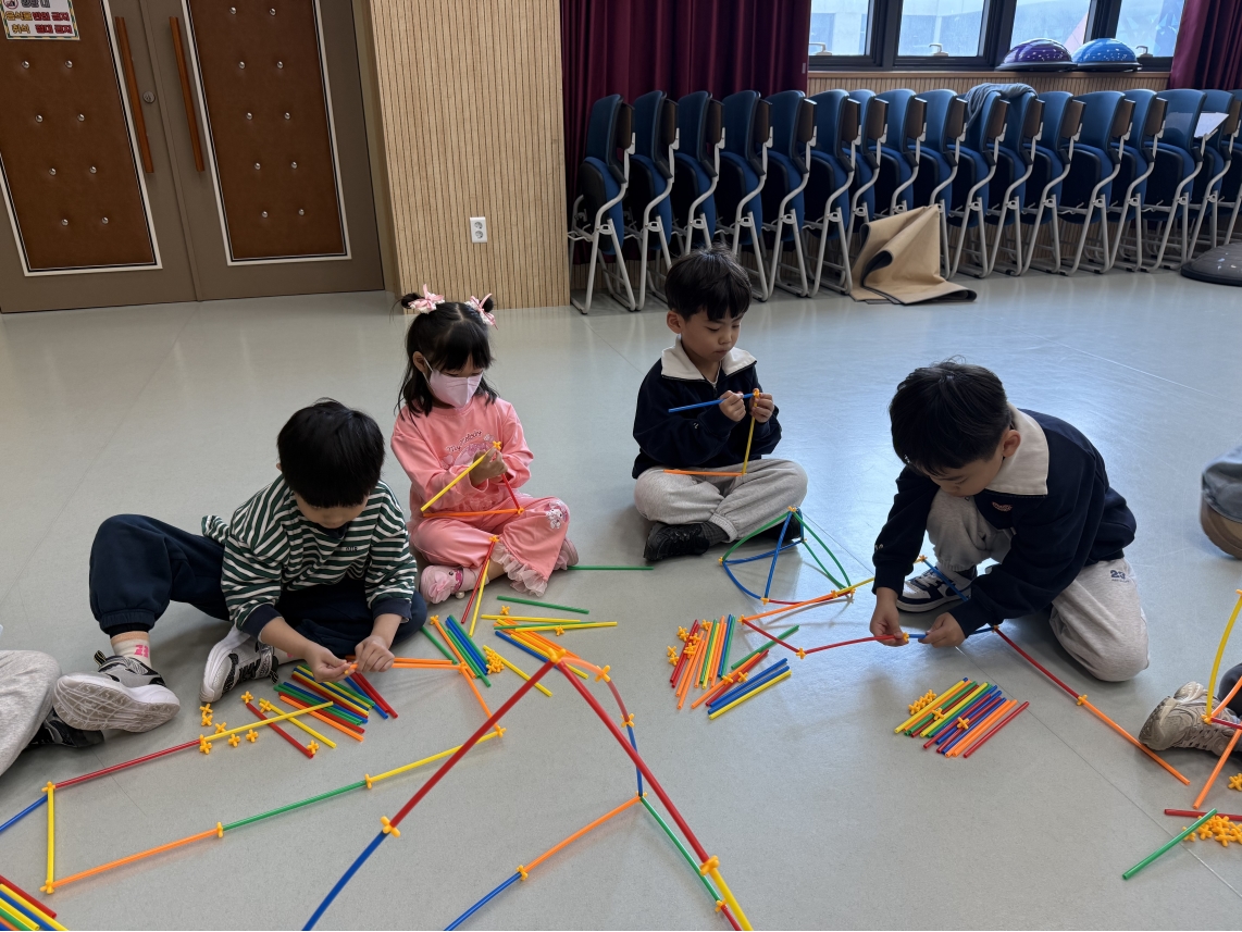 늘품어린이집(03.12.)의 10번째 이미지