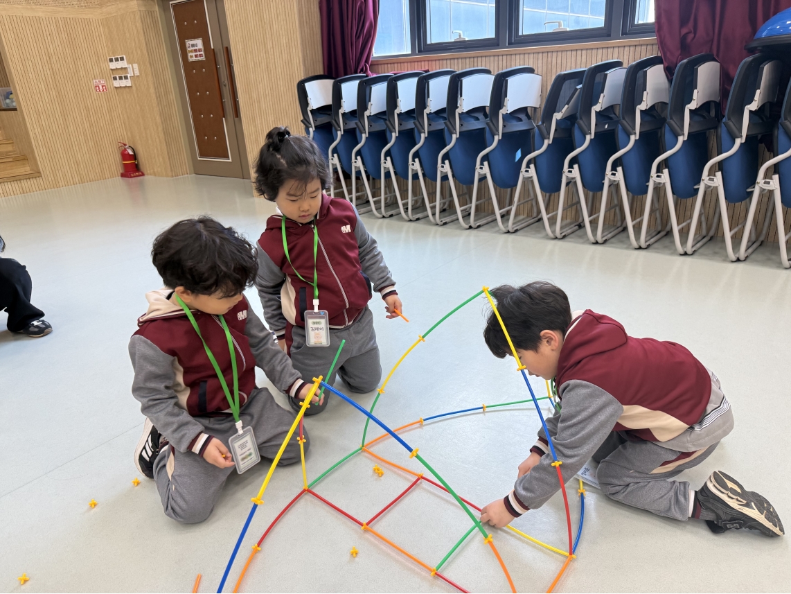 연수유치원(04.02.)의 7번째 이미지