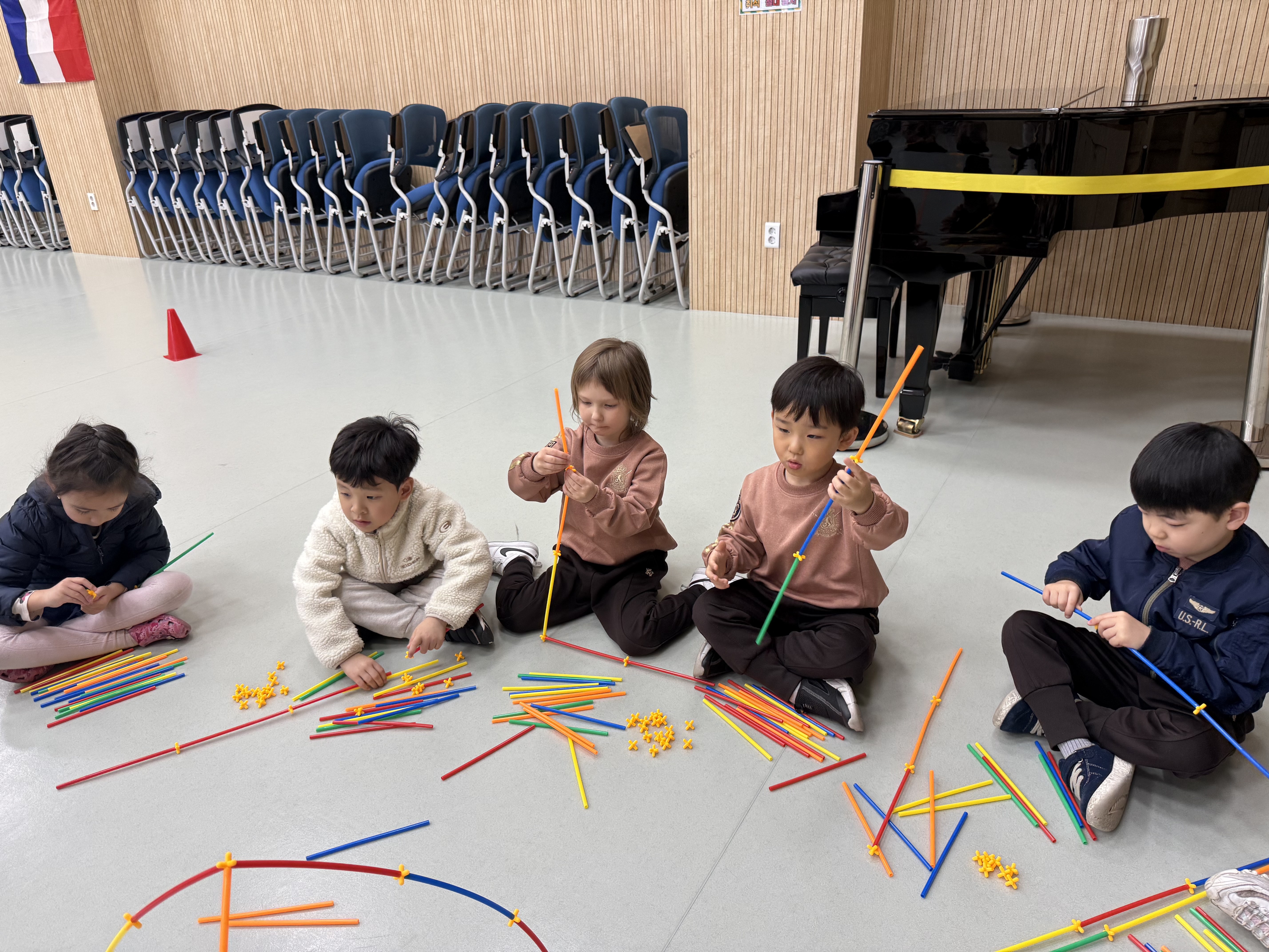 작은꽃어린이집(03.24.)의 10번째 이미지