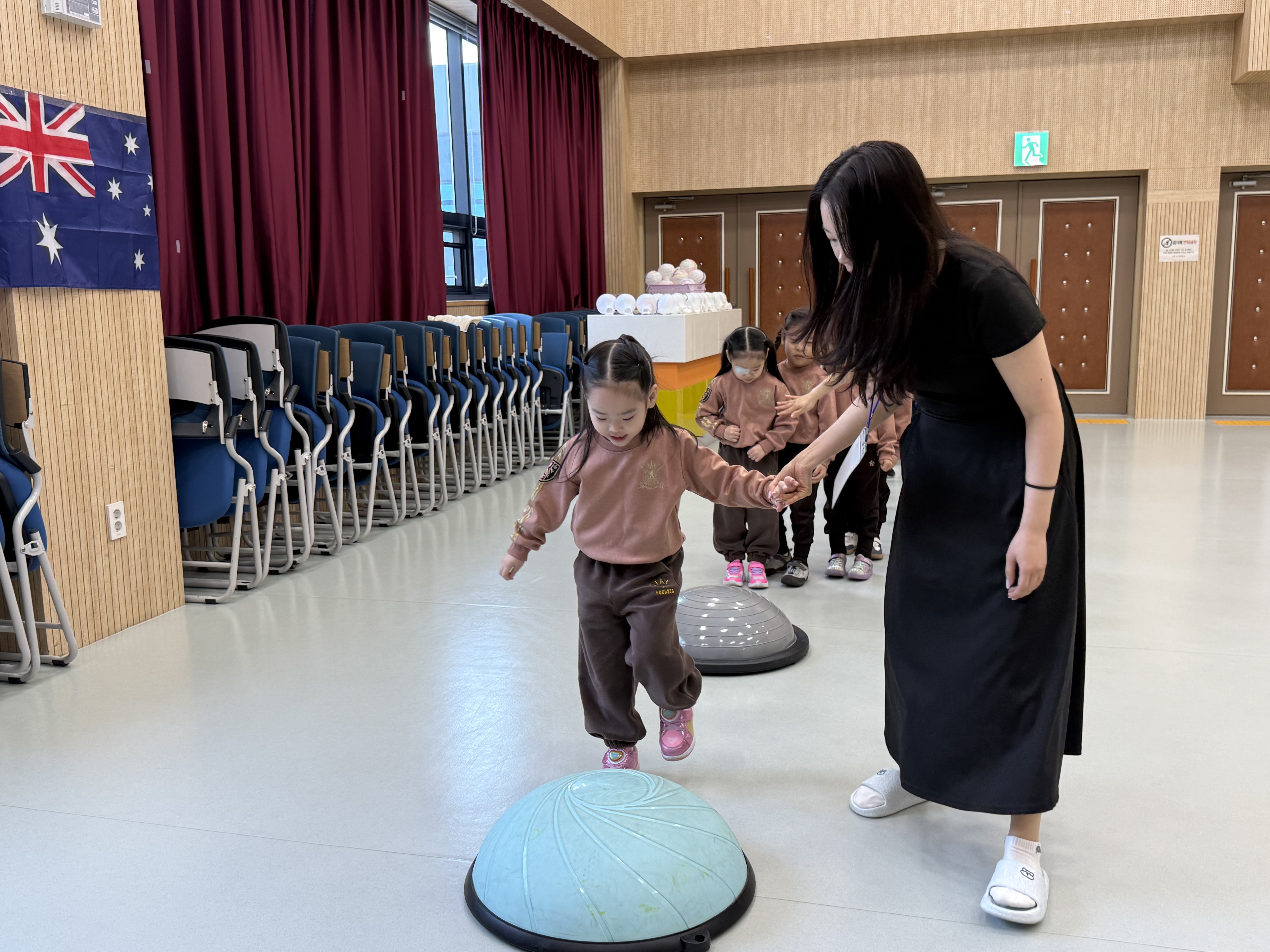 작은꽃어린이집(03.25.)의 6번째 이미지