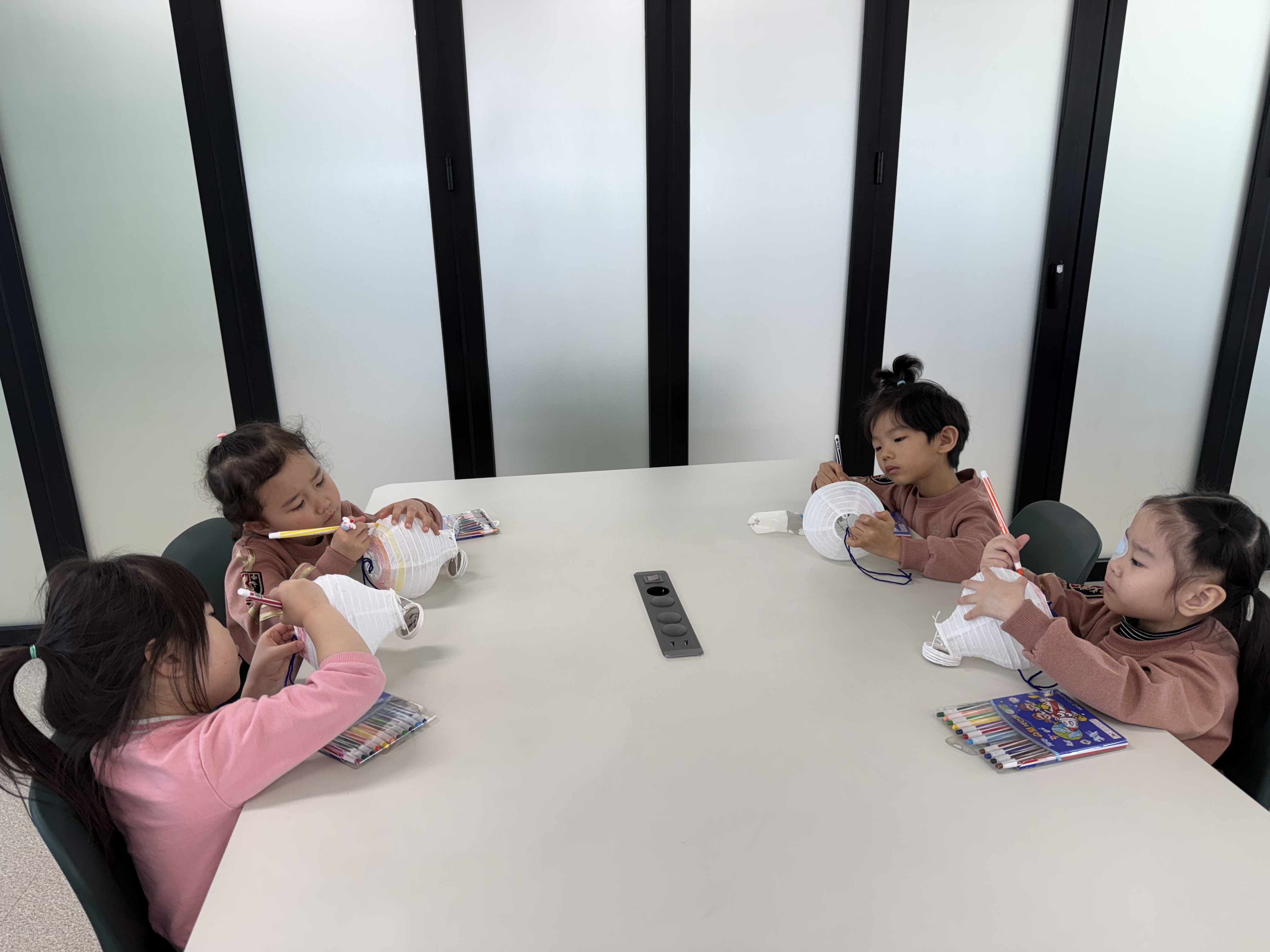 작은꽃어린이집(03.25.)의 1번째 이미지