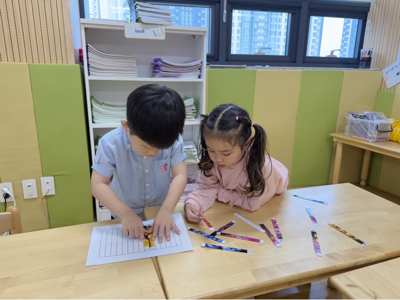 [방과후] 2025년 2학기 유치부 Phonics 수업사진(1차)의 4번째 이미지