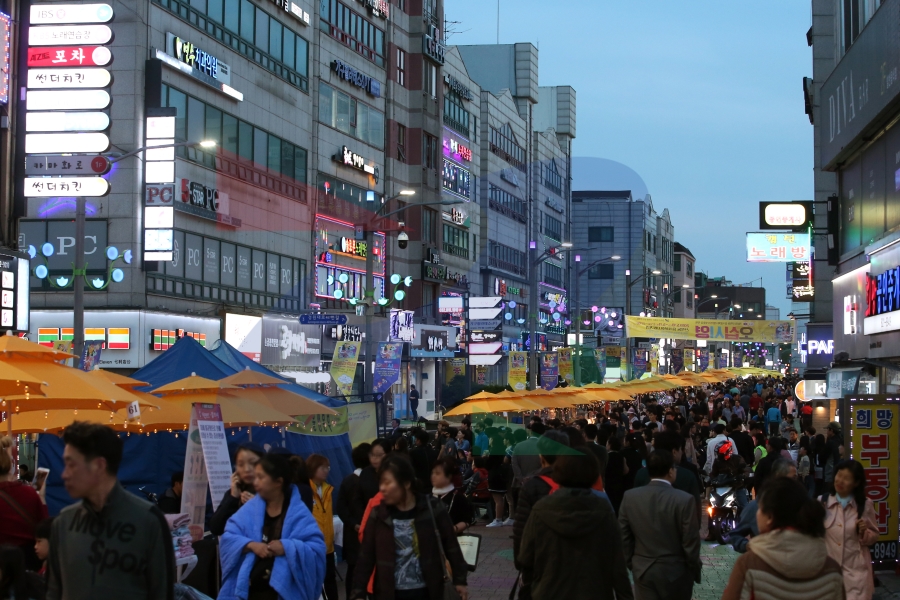 생동감 축제 오십시영의 2번째 이미지