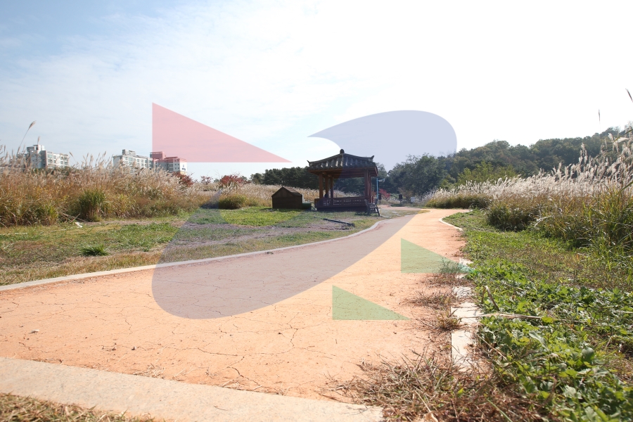 봉재산 휴식공간의 3번째 이미지