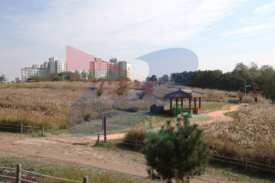 봉재산 휴식공간의 4번째 이미지