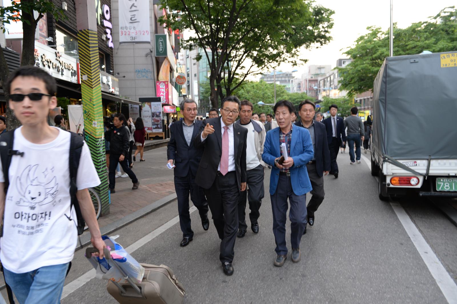 마포구 ‘홍대 걷고 싶은 거리’ 벤치마킹 '선학동 음식문화 시범거리 활성화 사업' 박차의 2번째 이미지