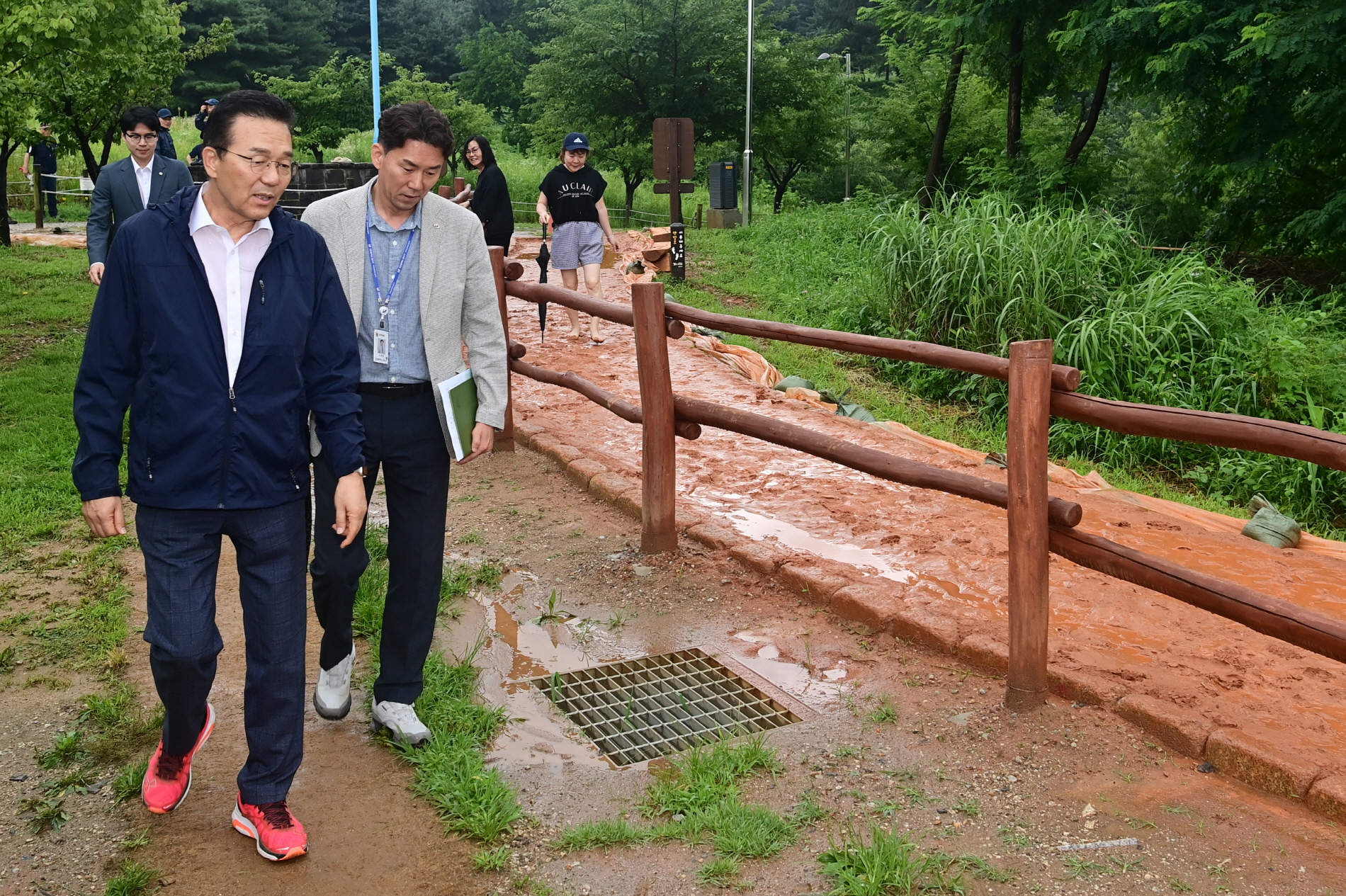 연수구, 구민과 함께 봉재산 황톳길 걷기 행사
