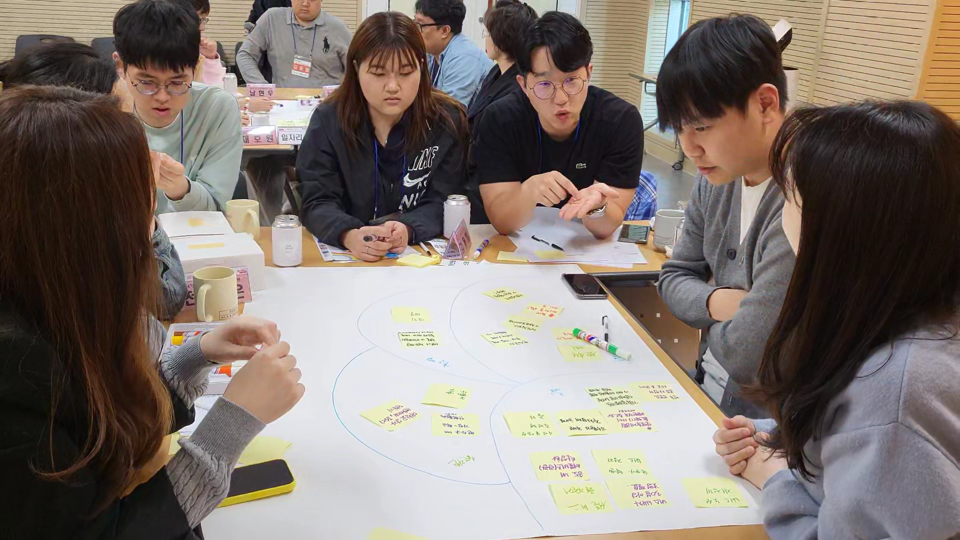 연수구는 지난 27일 연수구청 별관 연수청년자리에서 청년네트워크 위원 30여 명이 참석한 가운데 제4기 연수구 청년네트워크 워크숍을 개최했다