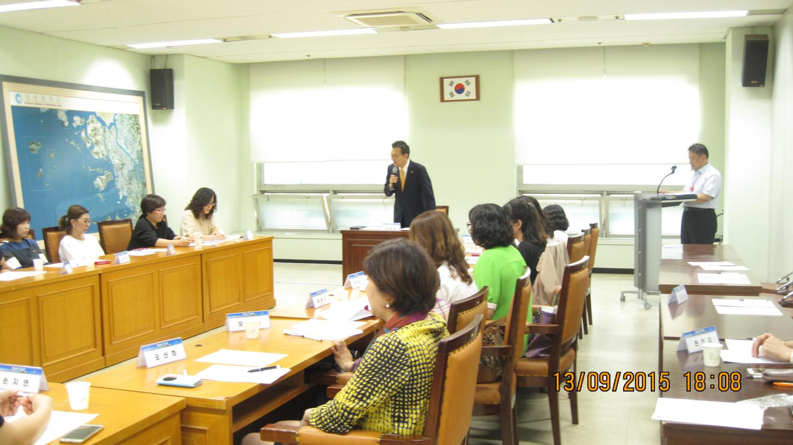 연수구청장, ‘수레바퀴 꿈 교실’강사들과의 대화 추진의 1번째 이미지